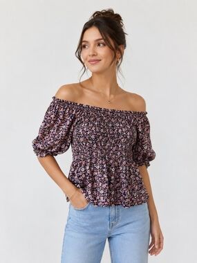Old Navy Floral Smocked Off-Shoulder Top XL Excellent Condition